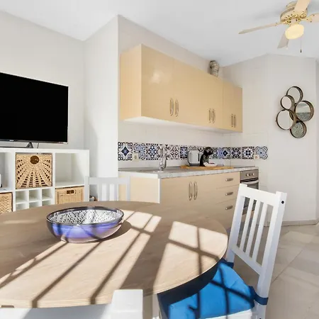 Aguilar 16 By Ivi Real Estate *