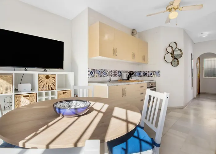 Aguilar 16 By Ivi Real Estate *